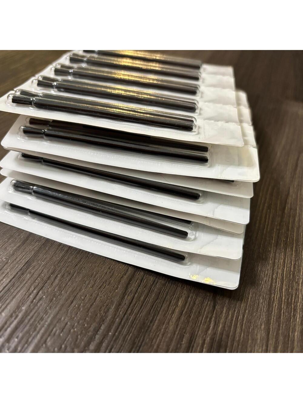 70 Eyelash Serum Single Use Disposable Brush Applicators - Picture 2 of 5